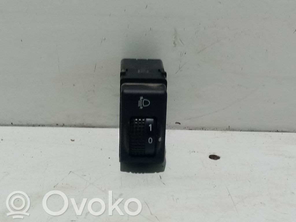 Interruptor de control del panel de luces   25190AX010