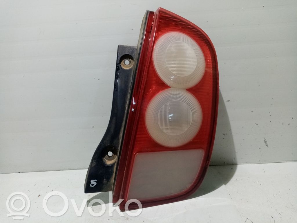 Nissan Micra C+C Luci posteriori