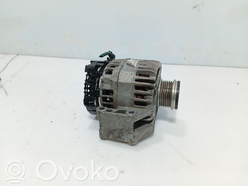 Opel Corsa D Генератор 