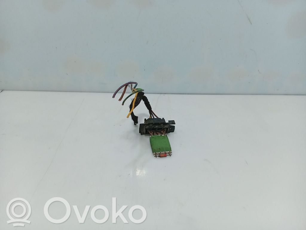 Opel Corsa D Motor aerotermă/rezistor ventilator 
