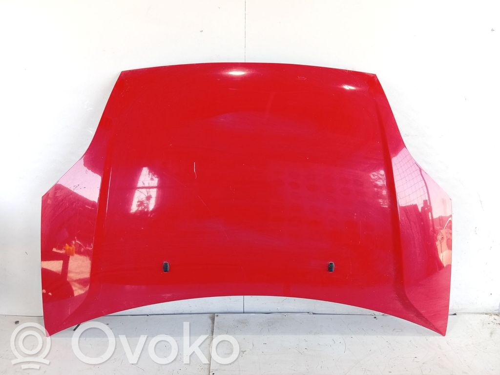 Ford Fiesta Capotă motor 