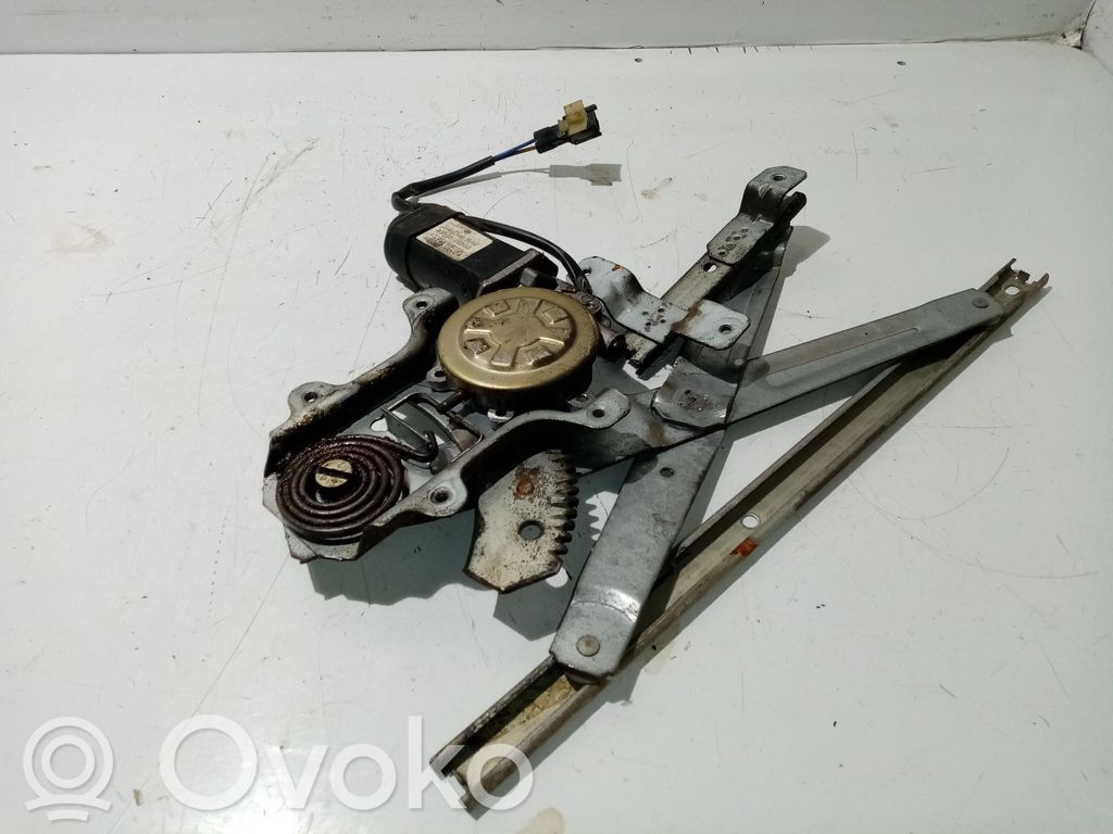 SsangYong Musso Macara geam spate fără motor 