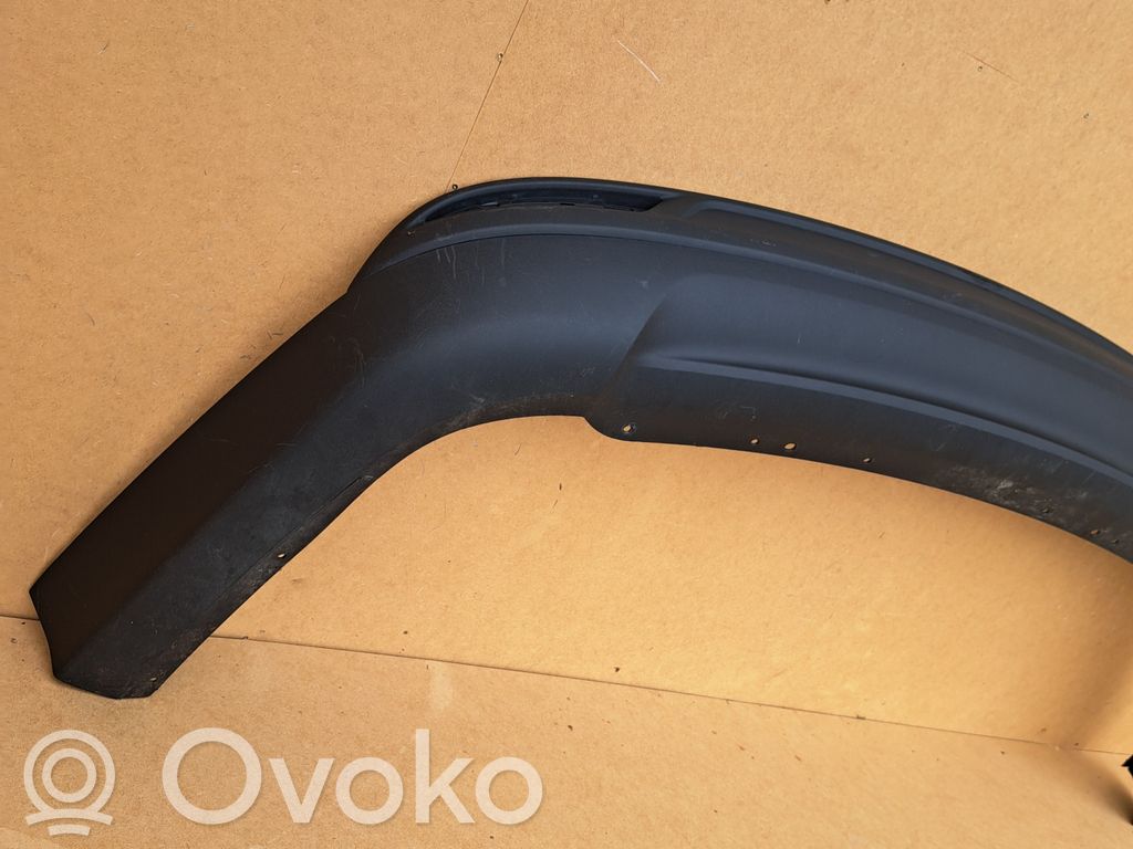 Ford Mondeo MK V Moldura inferior del parachoques trasero 