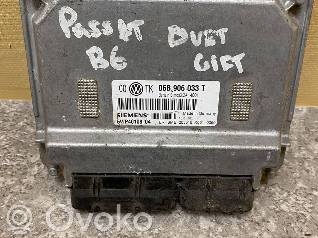 Volkswagen PASSAT B5.5 Engine control unit/module 