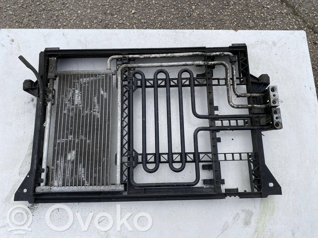 BMW 5 E39 Moottoriöljyn jäähdytinlaite 
