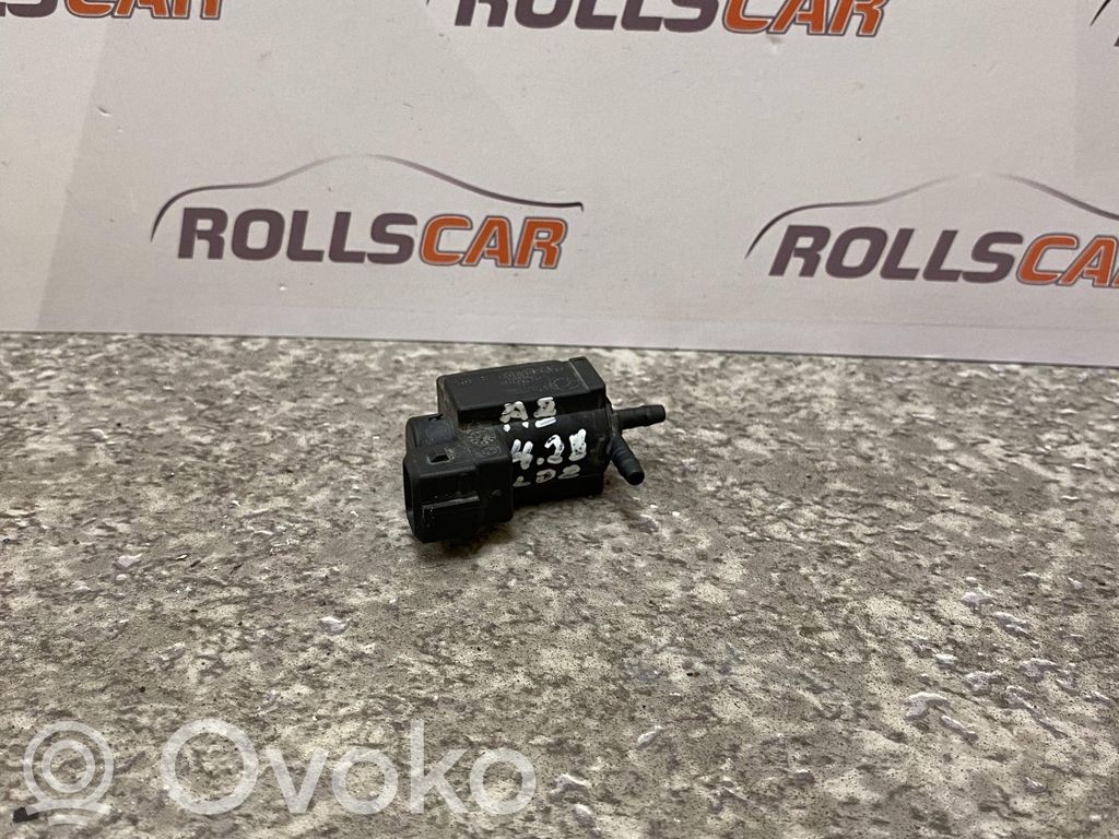 Audi A8 S8 D3 4E Solenoīda vārsts 