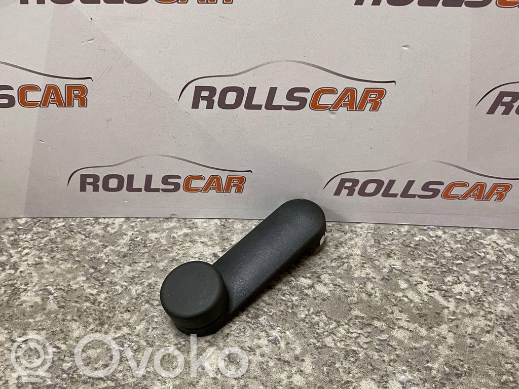 Opel Meriva A Rear door window winding handle 