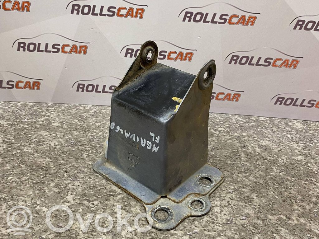 Opel Meriva A Front bumper mounting bracket 