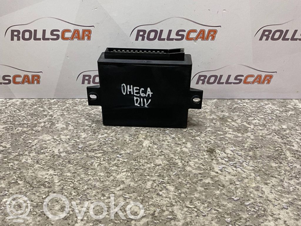 Opel Omega B1 Comfort/convenience module 