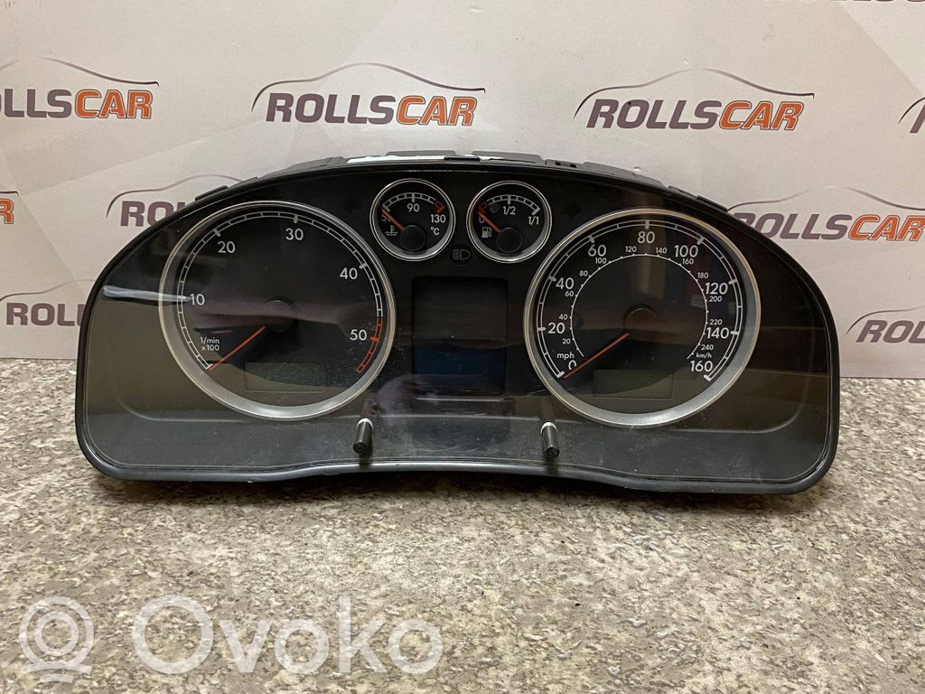 Volkswagen PASSAT B5.5 Spidometrs (instrumentu panelī) 