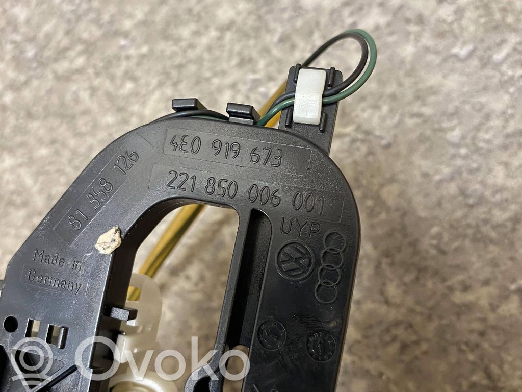 Audi A8 S8 D3 4E Fuel level sensor 