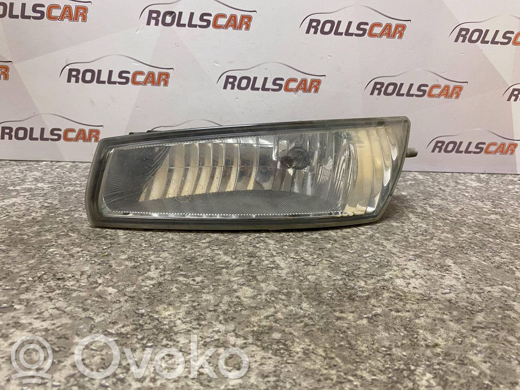 Toyota Avensis Verso Front fog light 
