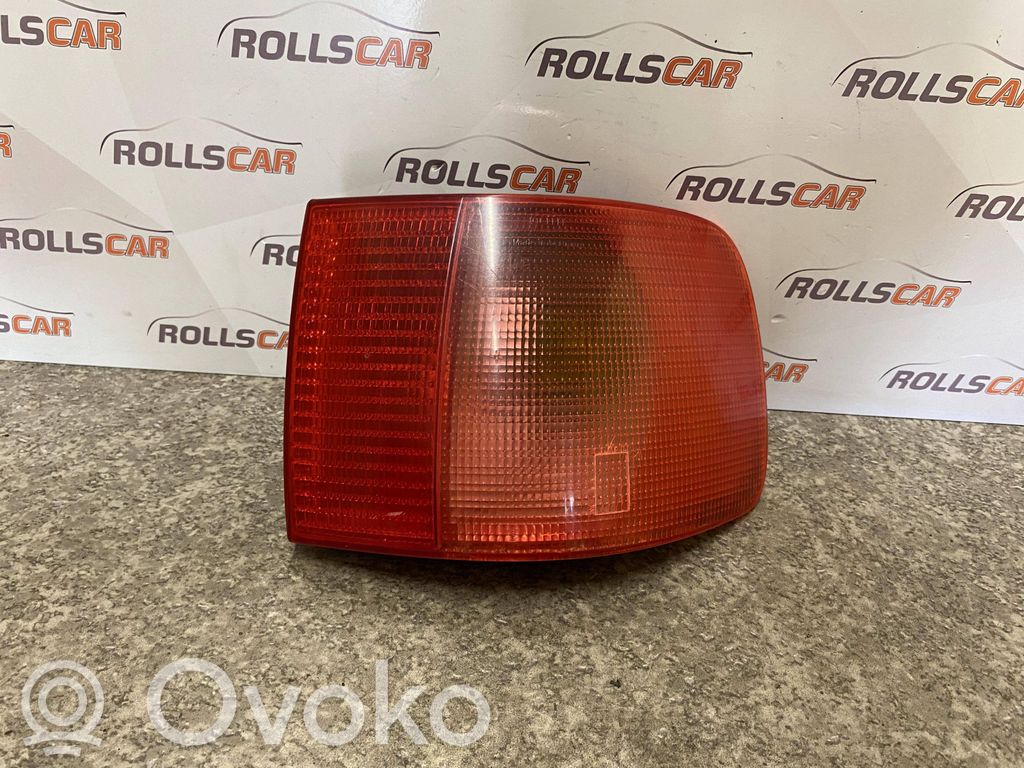 Audi 100 S4 C4 Aizmugurējais lukturis virsbūvē 