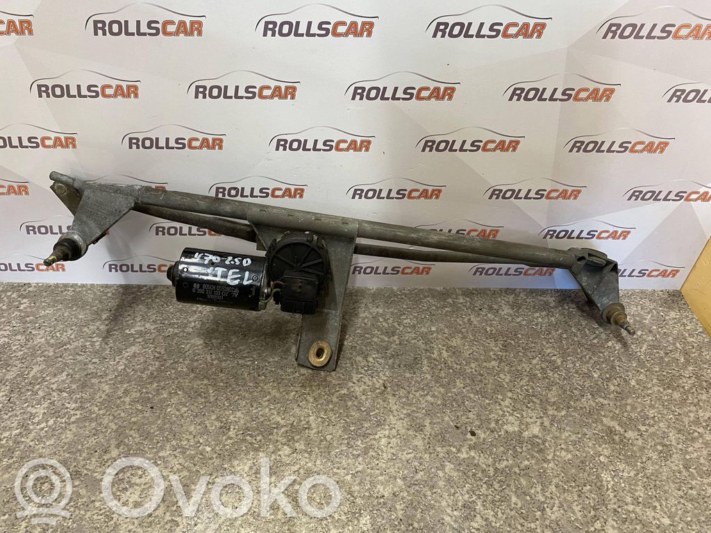 Volvo S70  V70  V70 XC Front wiper linkage and motor 