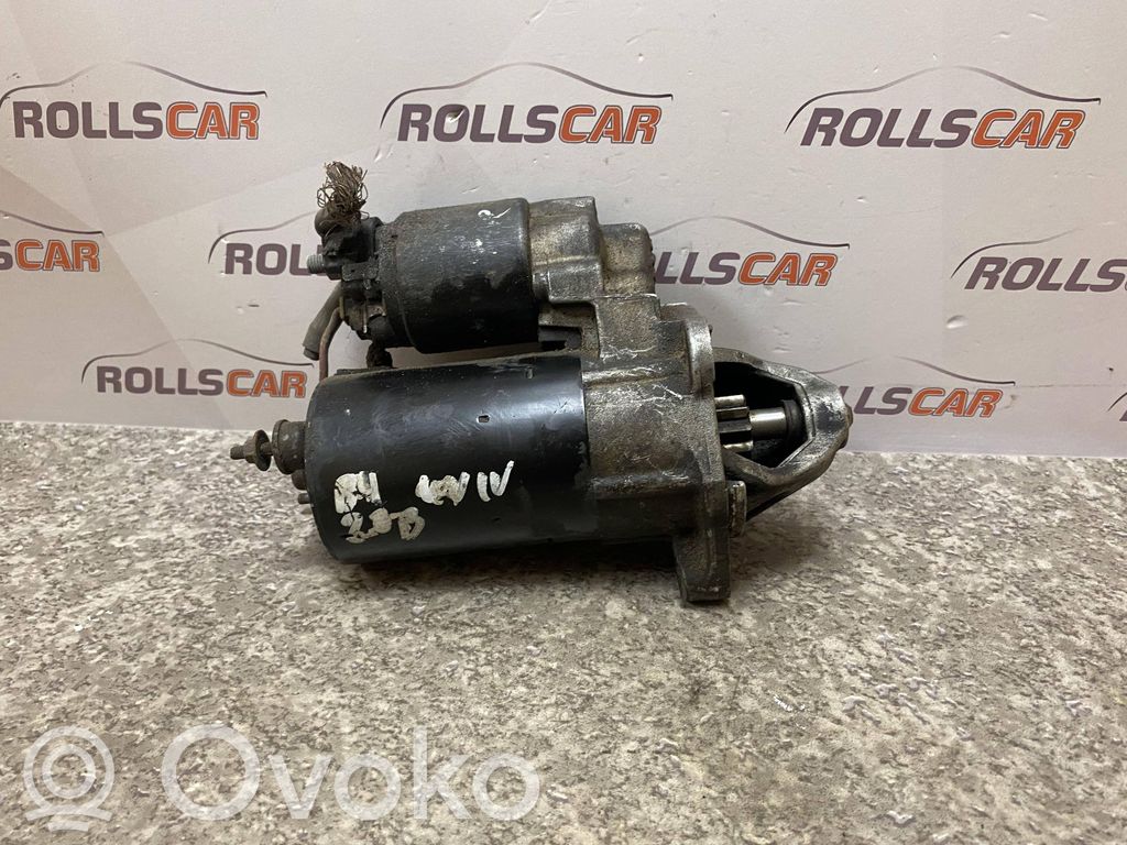 Volkswagen PASSAT B4 Starteris 
