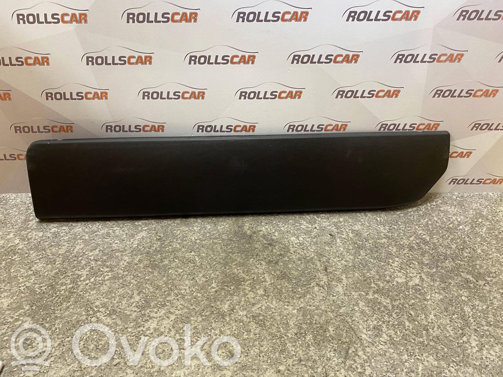 Volvo XC70 Aizmugurē durvju dekoratīvā apdare (moldings) 