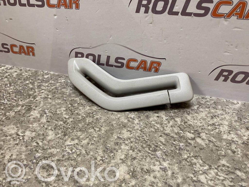 Volvo V50 Moldura del cinturón 