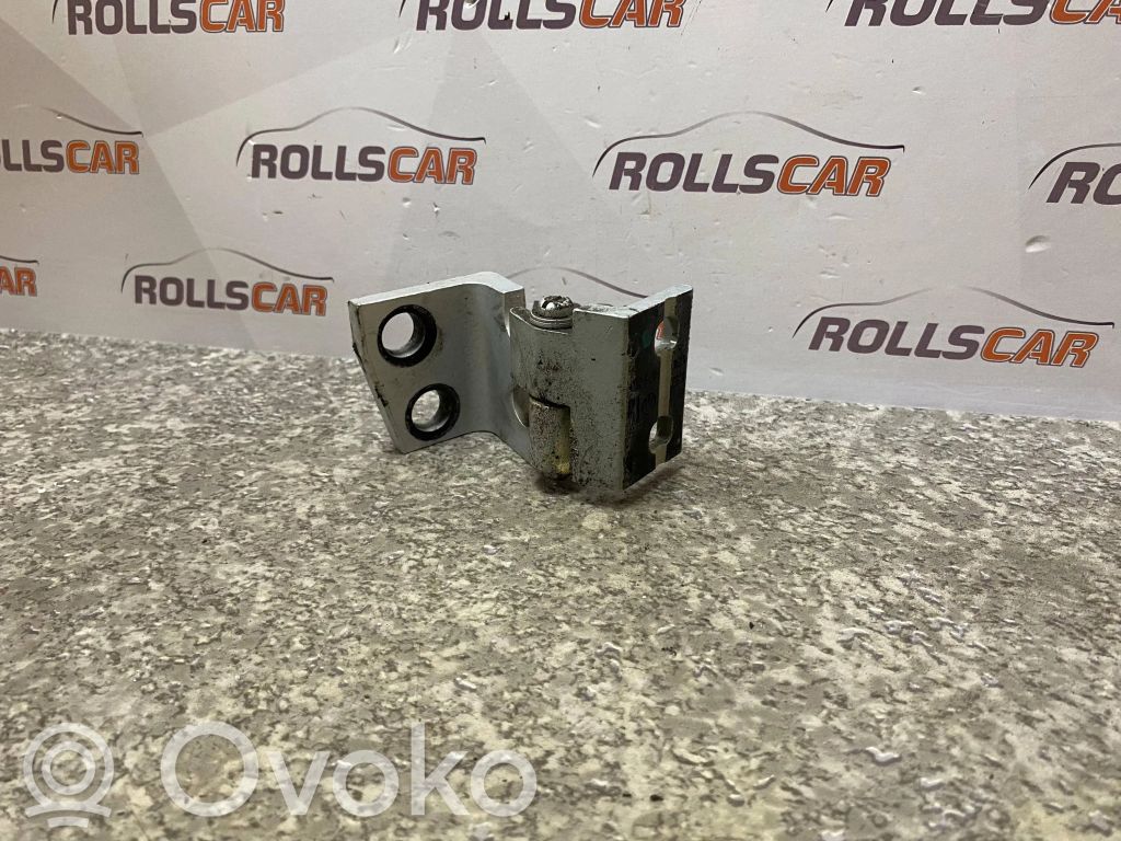 BMW X5 E53 Rear door upper hinge 