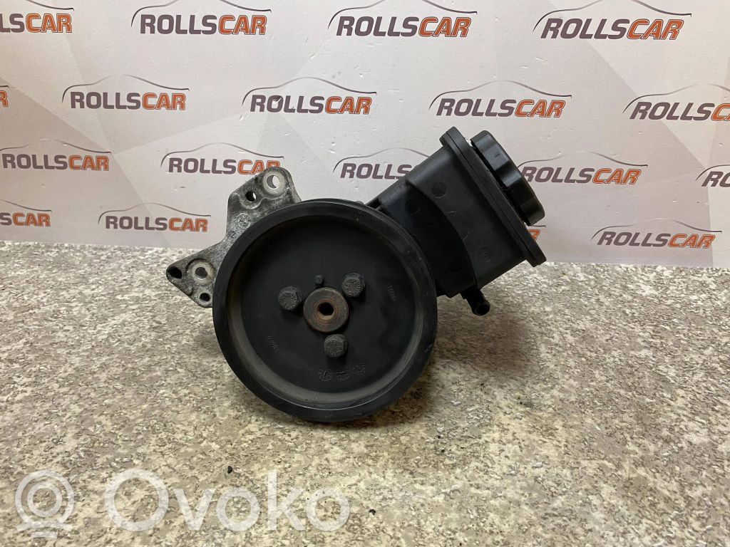 BMW X5 E53 Power steering pump 