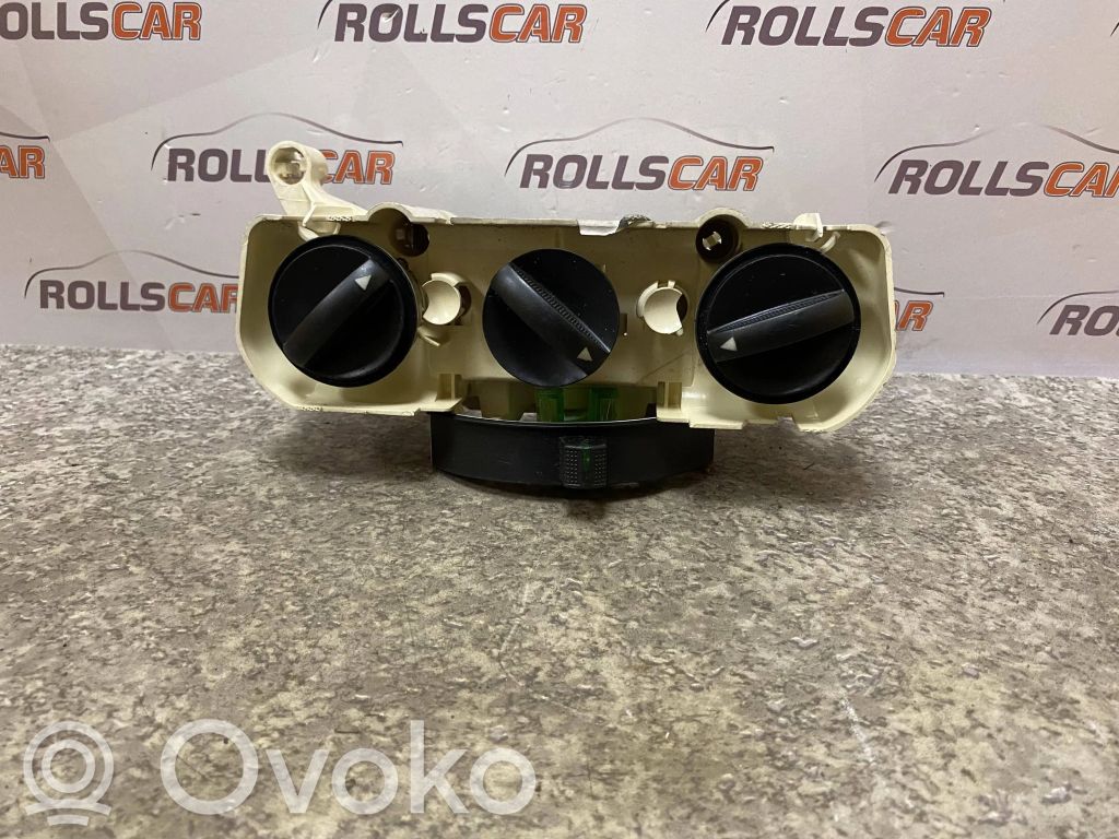 Toyota Corolla E120 E130 Climate control unit 