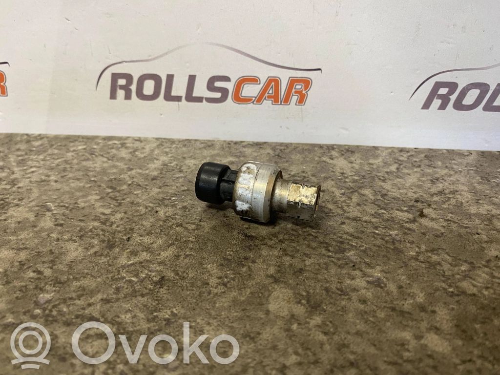Opel Insignia A Air conditioning (A/C) pressure sensor 