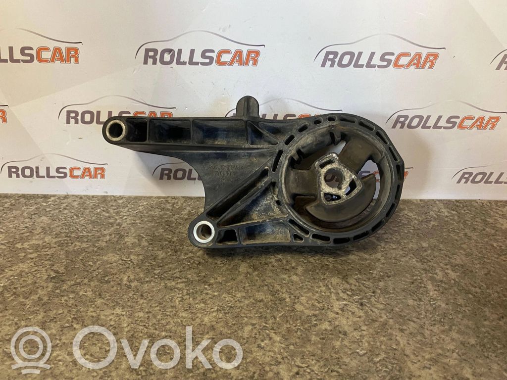 Opel Insignia A Engine mount bracket 