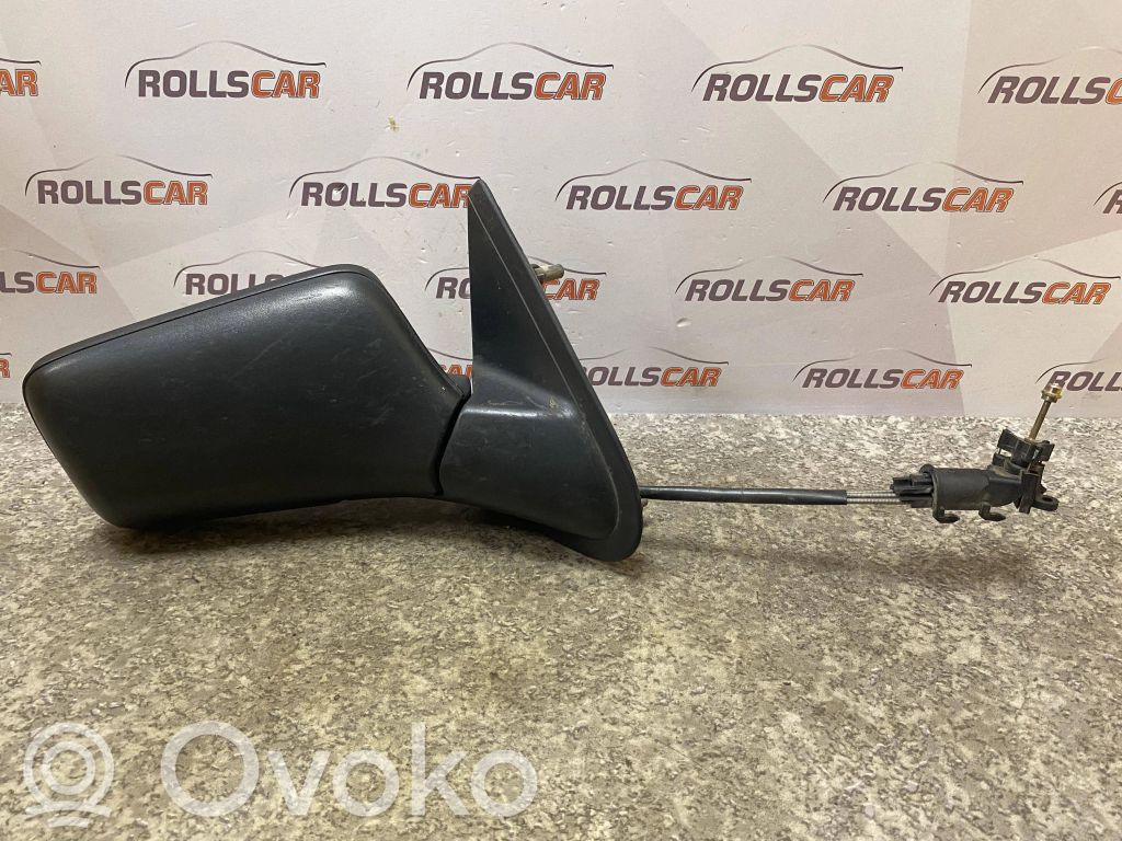 Volkswagen Golf III Manualne lusterko boczne drzwi przednich 
