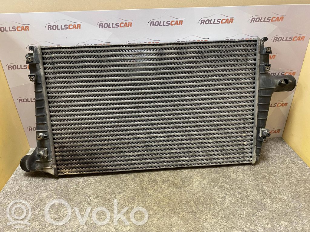 Audi A6 S6 C5 4B Interkūlerio radiatorius 