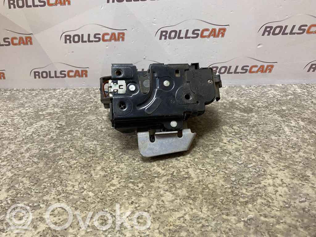 Audi A6 S6 C5 4B Front door lock 