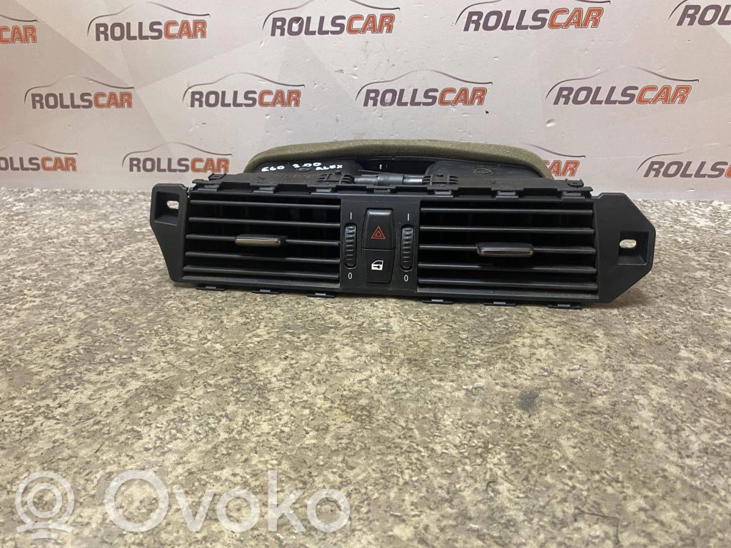 BMW 5 E60 E61 Avarinių žibintų jungtukas 