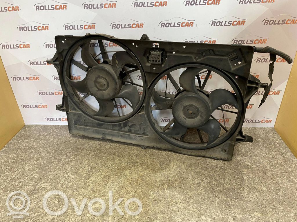 Ford Focus Elektrinis radiatorių ventiliatorius 