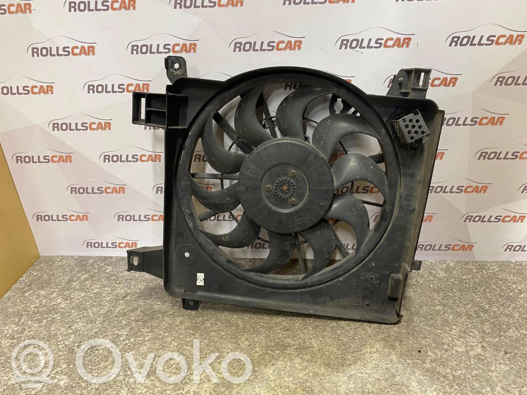 Opel Zafira B Elektryczny wentylator chłodnicy 
