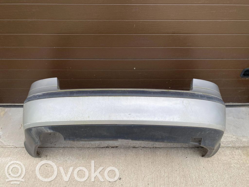 Skoda Octavia Mk2 (1Z) Parachoques 