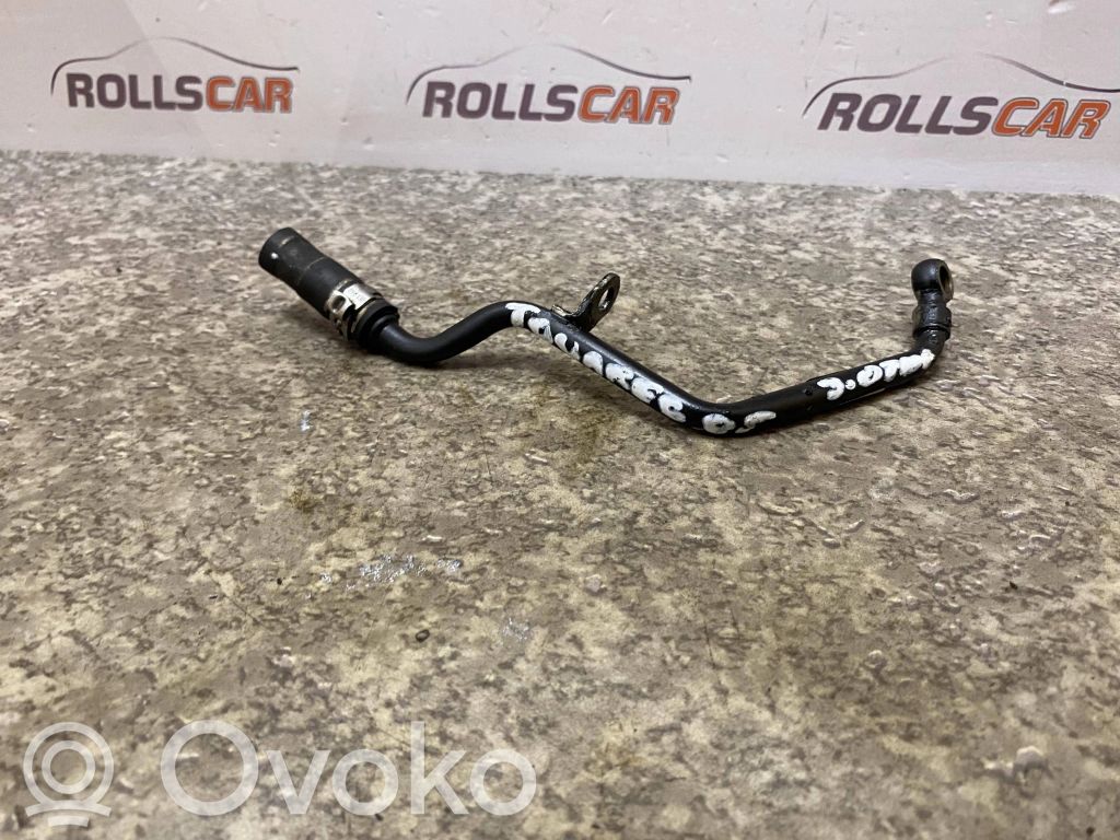Volkswagen Touareg I Engine coolant pipe/hose 