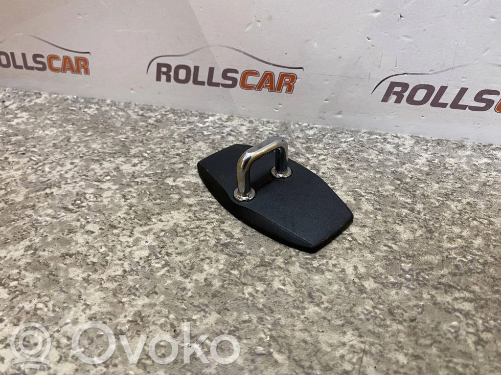 Land Rover Range Rover L322 Rear door lock loop/hook striker 