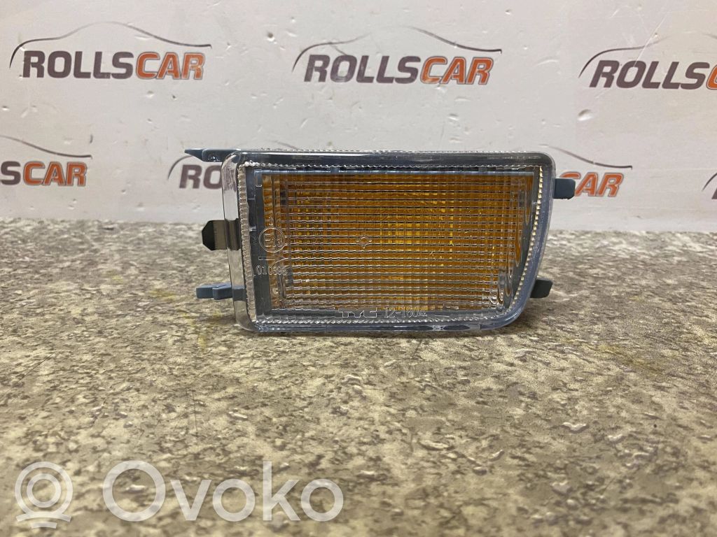 Volkswagen Golf III Front indicator light 
