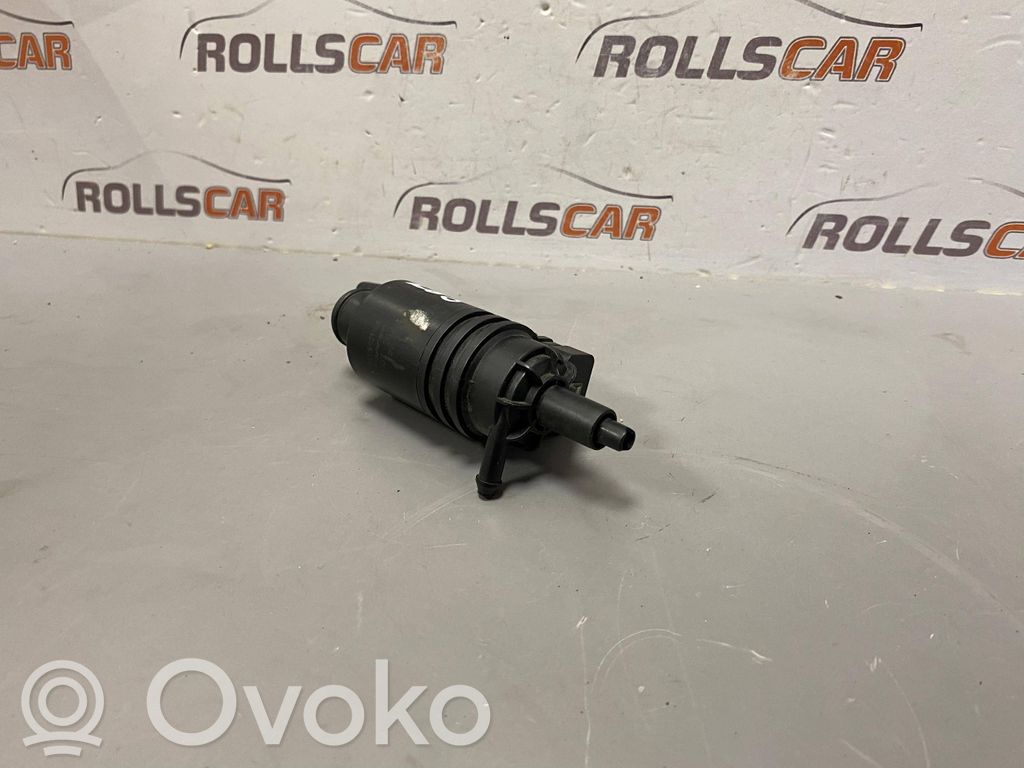 Windscreen/windshield washer pump   E13021168,107282,107282755