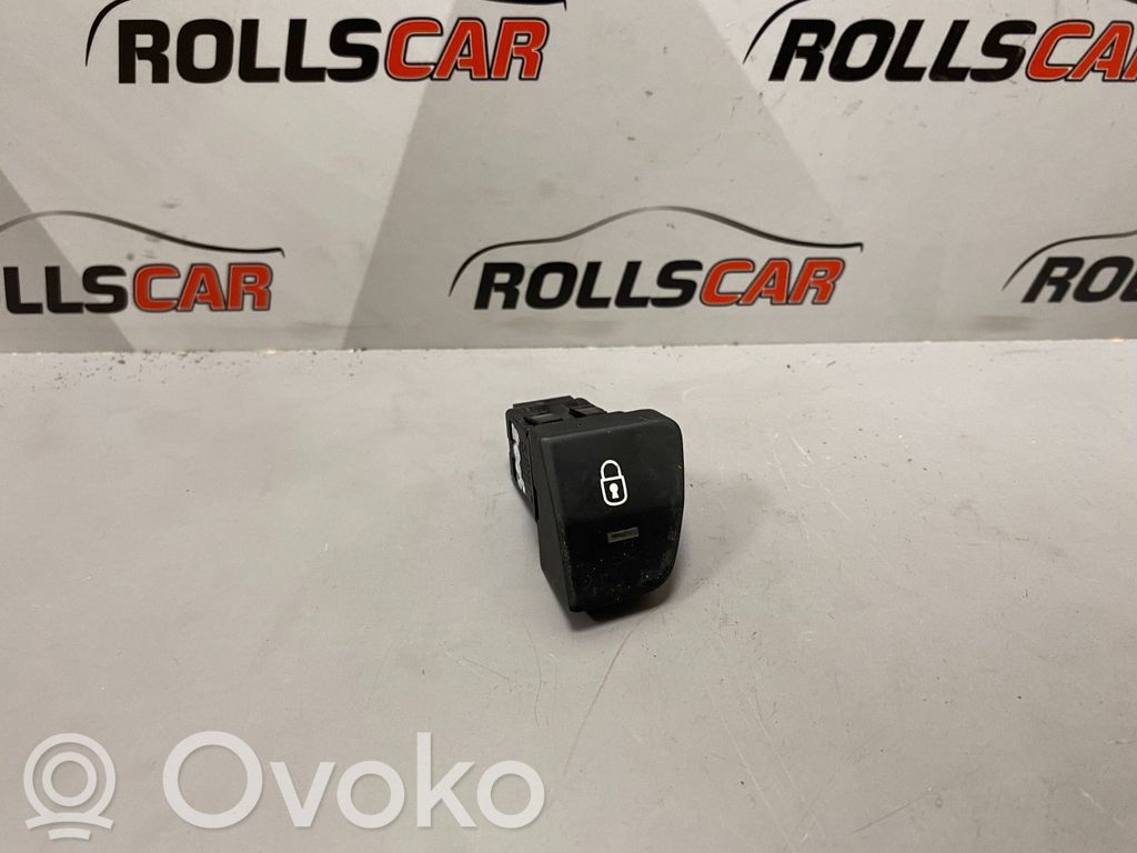 Peugeot 5008 Central locking switch button 