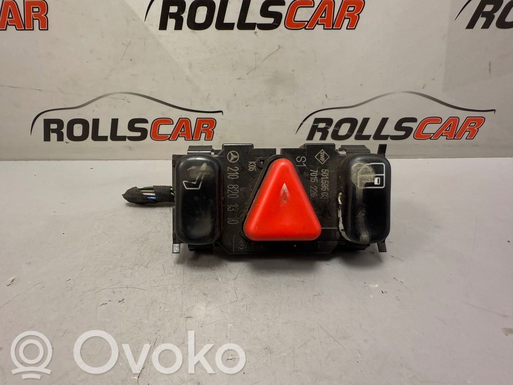 Mercedes-Benz E W210 Botón interruptor de luz de peligro 