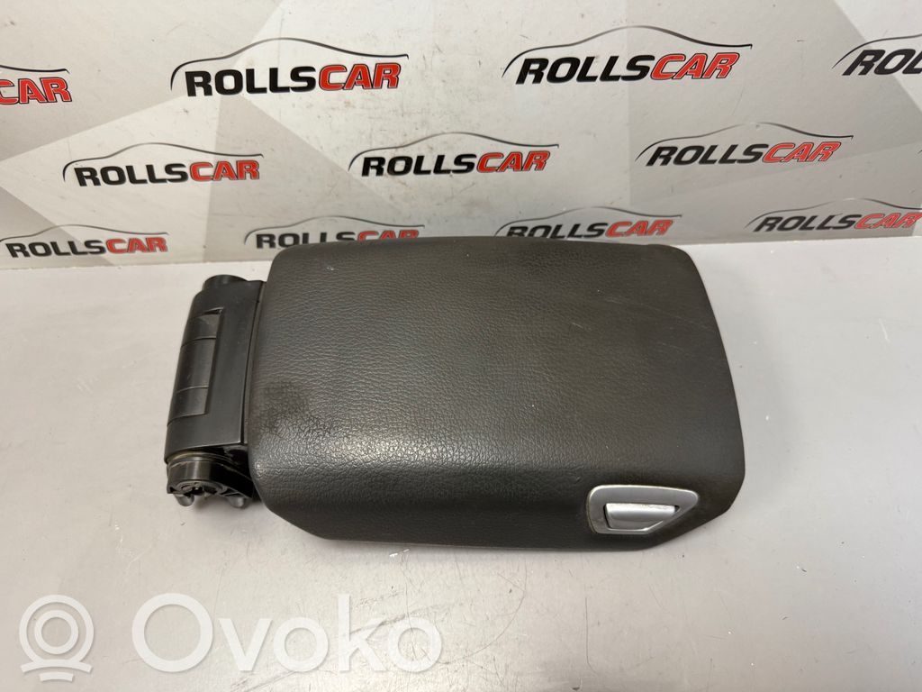 Volvo V70 Reposabrazos 