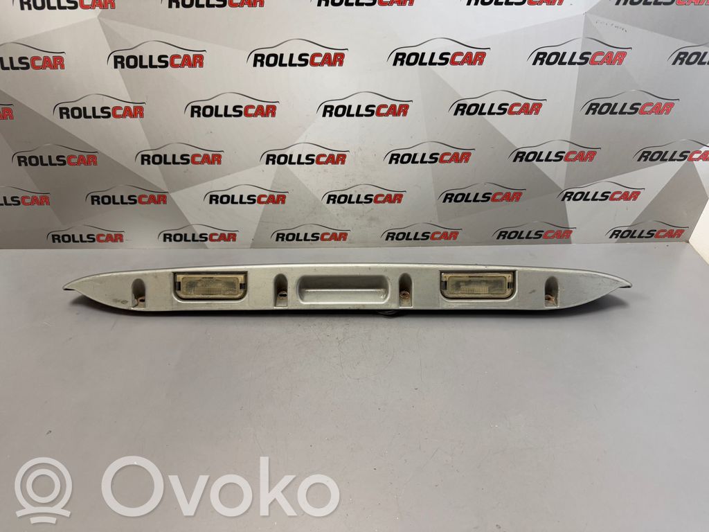 Chrysler Voyager Trunk door license plate light bar 