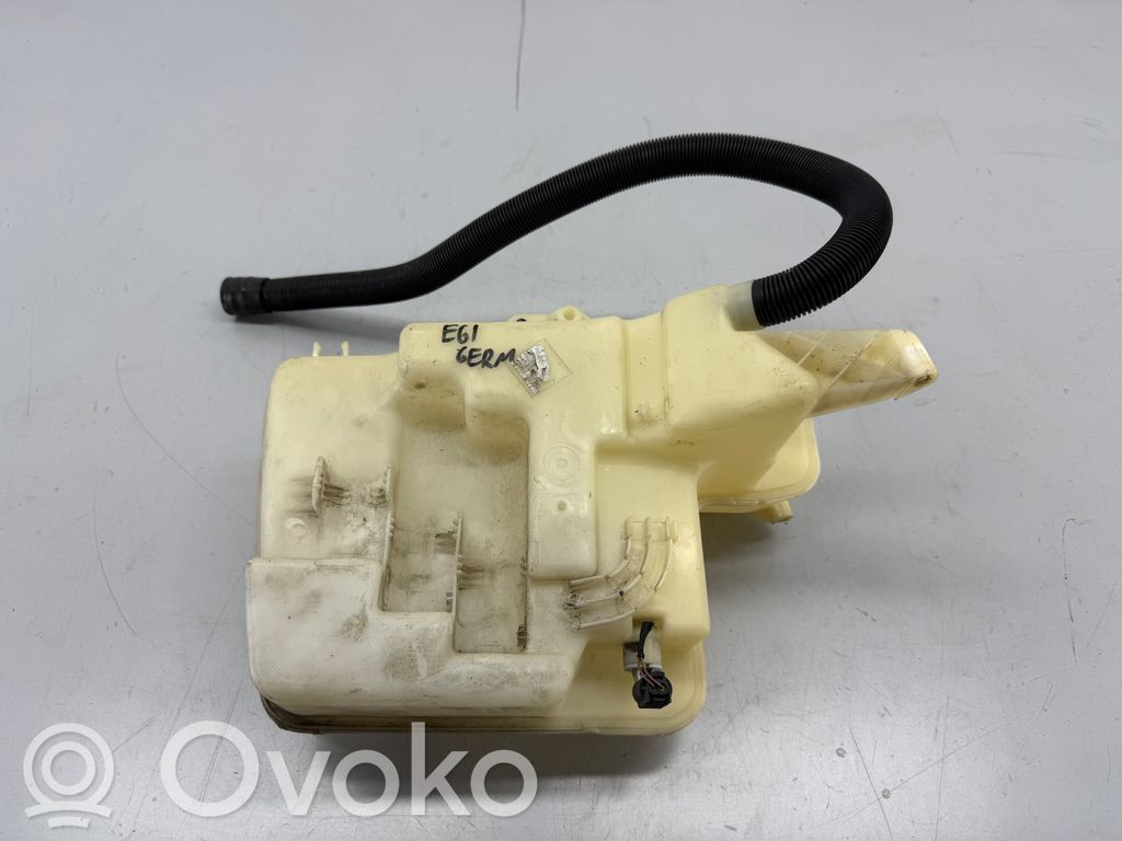 BMW 5 E60 E61 Logu šķidruma tvertne 