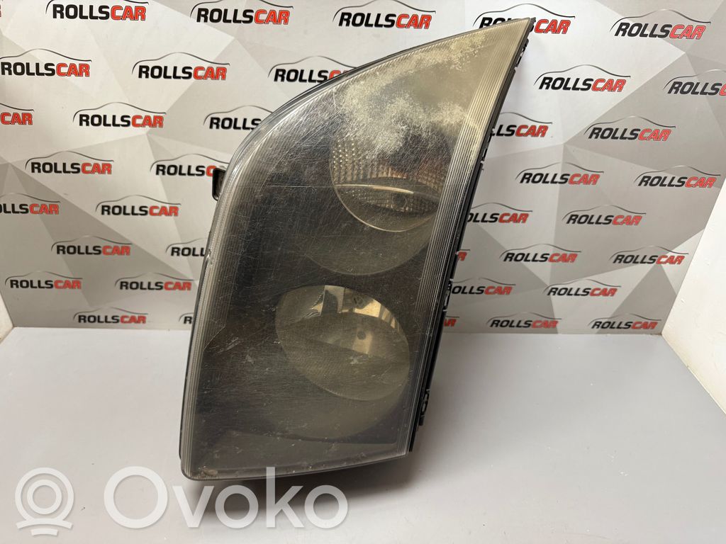 Volkswagen Crafter Lampa przednia 
