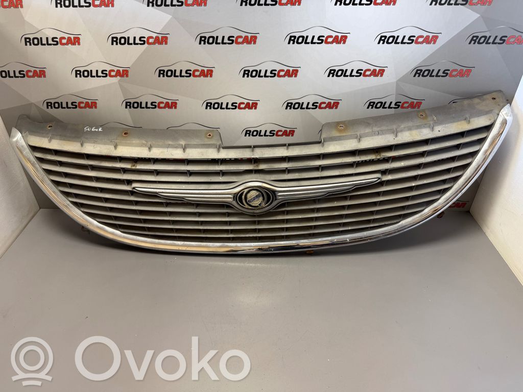 Chrysler Voyager Etusäleikkö 