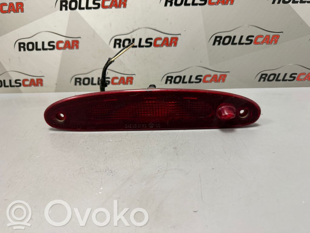Chrysler Voyager Third/center stoplight 