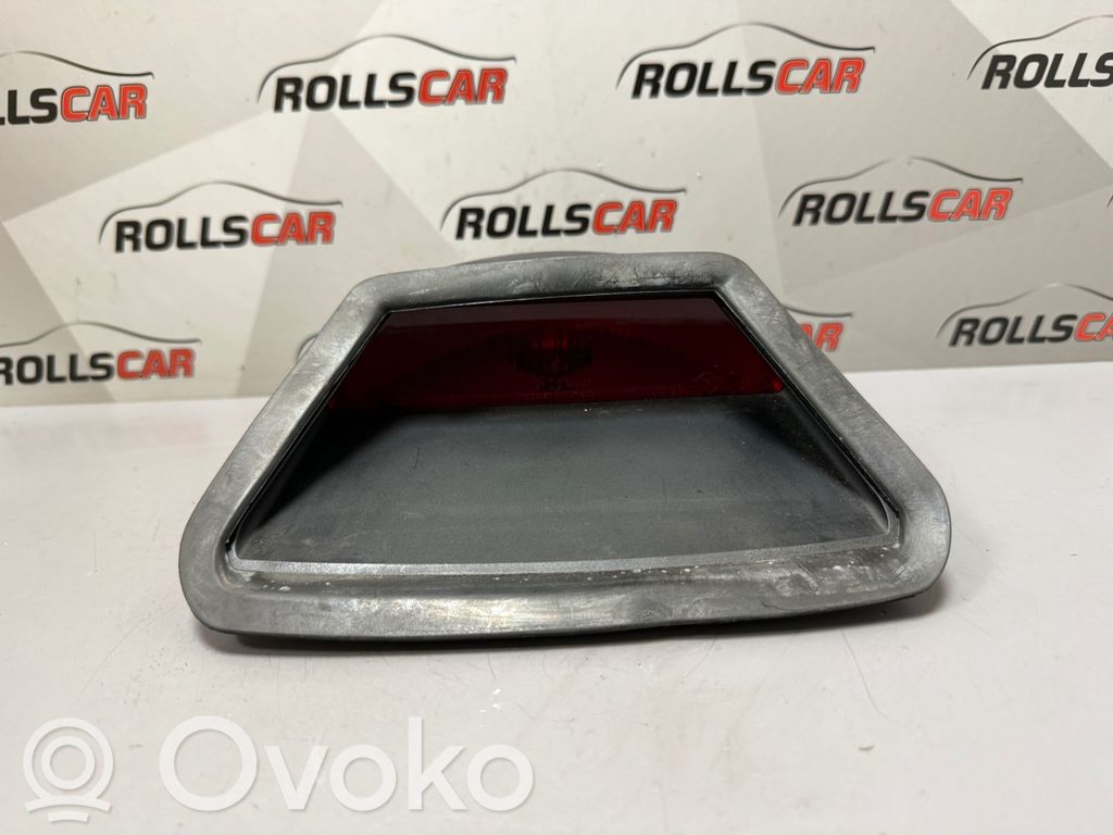 BMW 7 E38 Third/center stoplight 