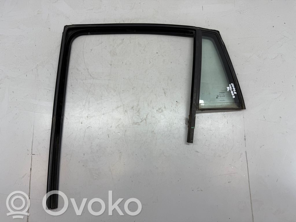 Dodge Caliber Rear vent window glass 