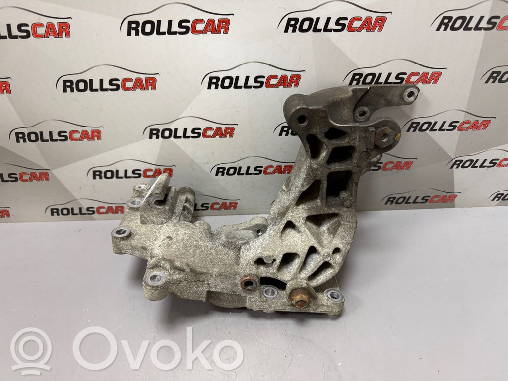 Dodge Caliber Power steering pump mounting bracket 