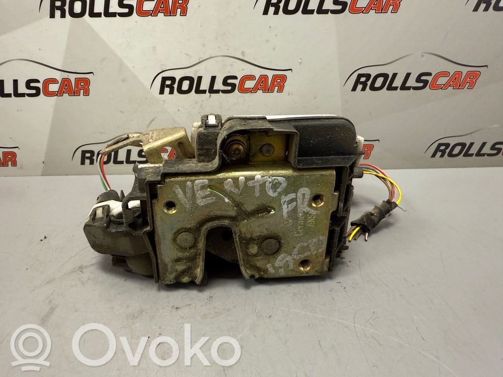 Volkswagen Vento Front door lock 