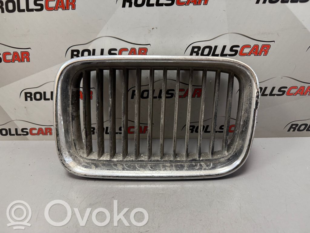 BMW 3 E36 Front grill 